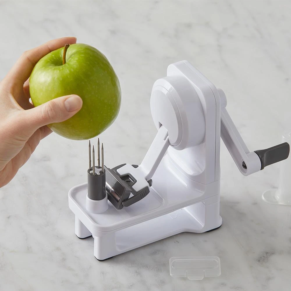 IsAlbi Savannah Auto Adjusting Soft Fruit Peeler Gadgets For Him 2 IsAlbi Savannah Auto Adjusting Soft Fruit Peeler Gadgets For Him