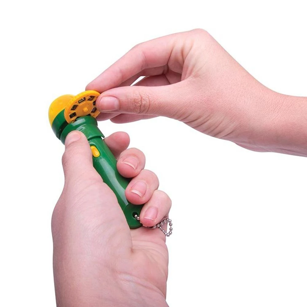 IsAlbi Dinosaurs Alive Projector Torch 3 IsAlbi Dinosaurs Alive Projector Torch