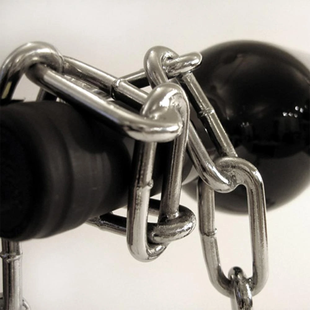 Optoco Peleg Design Magic Chain Bottle Holder Man Cave Gifts 4 Optoco Peleg Design Magic Chain Bottle Holder Man Cave Gifts