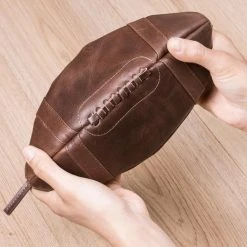 ThumbsUp! Mens Luxe Leather Football Washbag