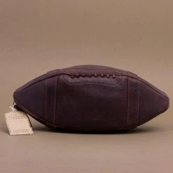 ThumbsUp! Mens Luxe Leather Football Washbag