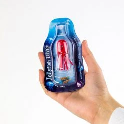 Heebiejeebies Science STEM Toys Jellyfish Divers - They Really Swim! 5 Heebiejeebies Science STEM Toys Jellyfish Divers - They Really Swim!