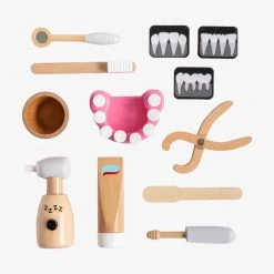 Make Me Iconic Iconic Dentists Kit Wooden Play Set