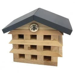 IsAlbi Miniature Products Build A Bee Hotel Kit