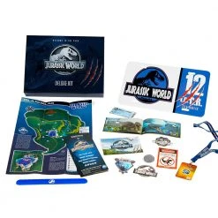 GeekX Jurassic World Deluxe Collectors Kit
