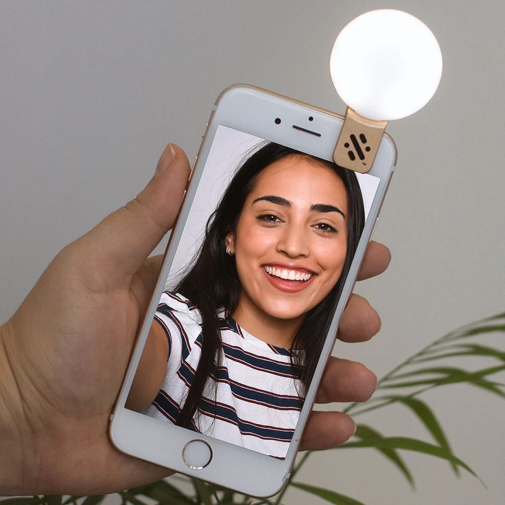ThumbsUp! Gifts For Sisters Smartphone Selfie LED Light 2 ThumbsUp! Gifts For Sisters Smartphone Selfie LED Light