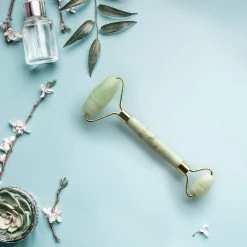 IsAlbi Natural Crystal Facial Roller | Jade Or Rose Quartz Gifts For Sisters 12 IsAlbi Natural Crystal Facial Roller | Jade Or Rose Quartz Gifts For Sisters